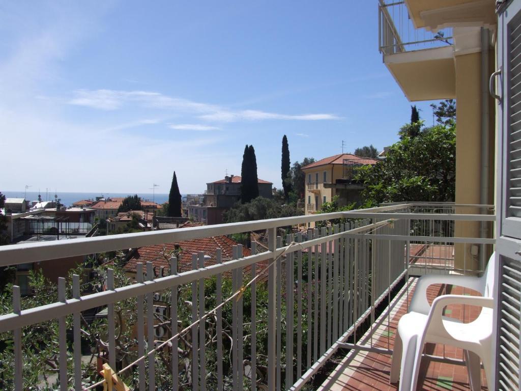 Hotel Villa Amelia Alassio Buitenkant foto